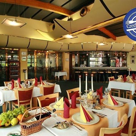 Hotel Nastup Loučná pod Klínovcem Dış mekan fotoğraf