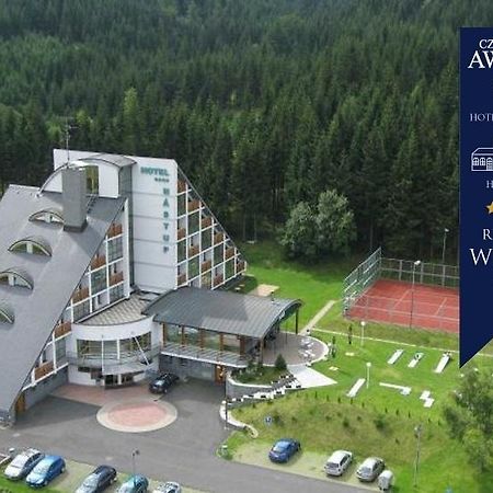 Hotel Nastup Loučná pod Klínovcem Dış mekan fotoğraf