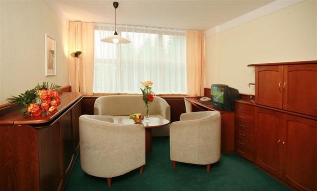 Hotel Nastup Loučná pod Klínovcem Dış mekan fotoğraf